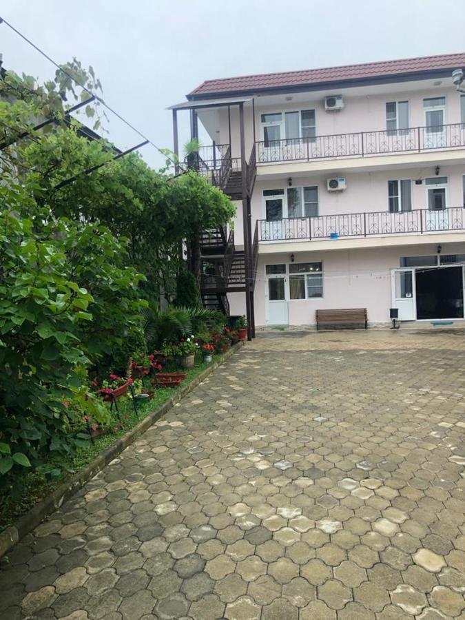 Holidays In Sukhum 수쿰 외부 사진